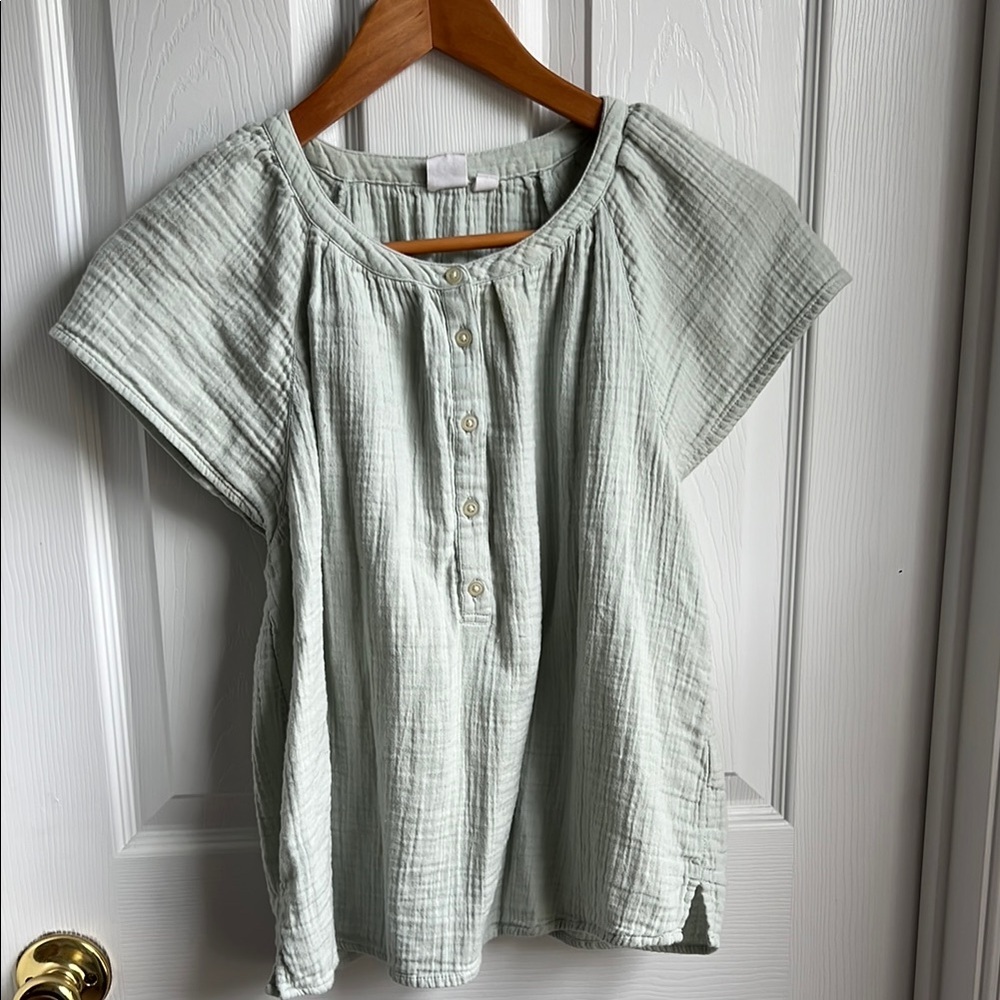 GAP Women's Light Green Button-Up Top